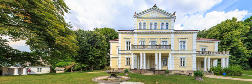 Pałac Raczyńskich w Złotym Potoku - panorama, zdjęcie sferyczne